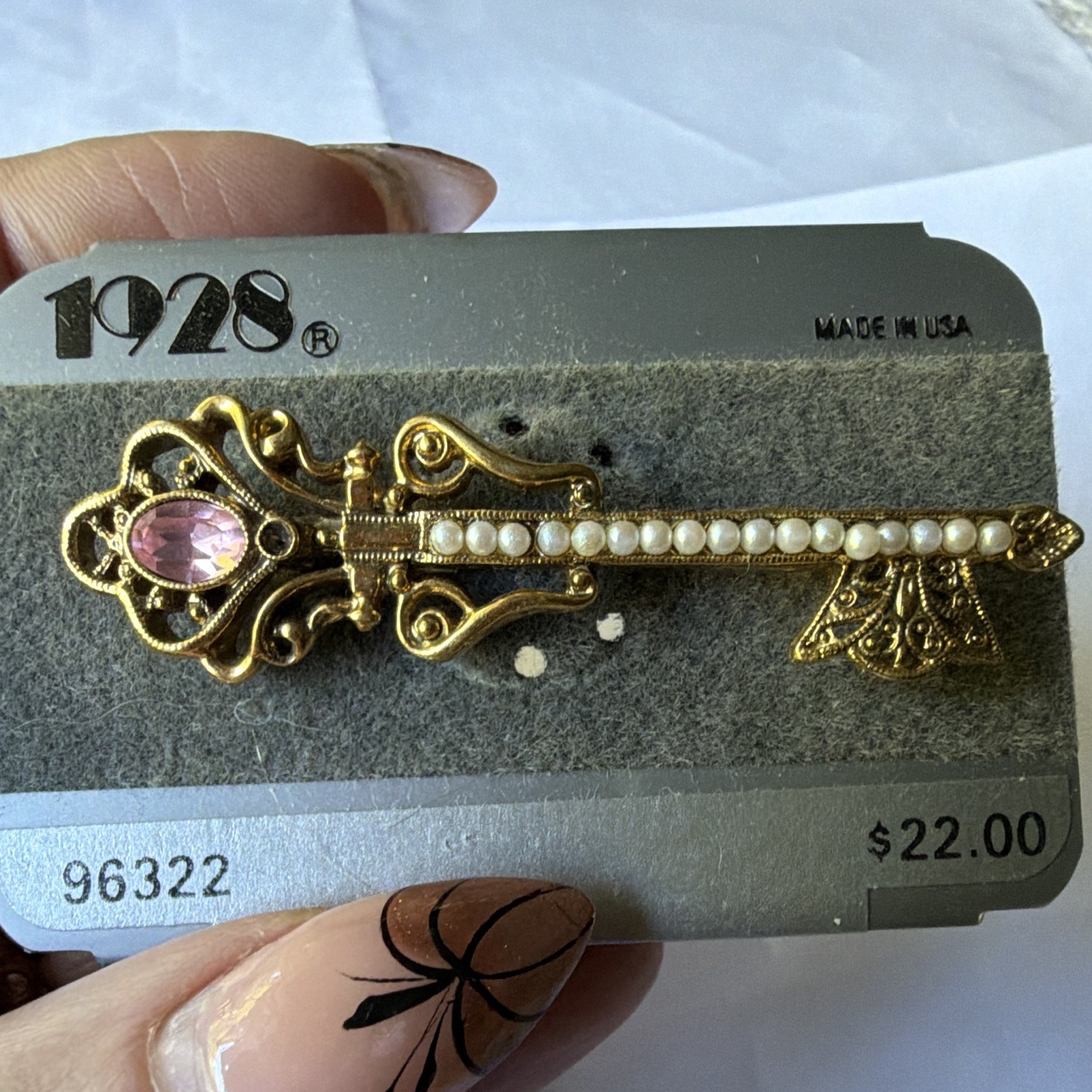 Vintage 1928 Key Pink Stone Gold Tone Key Brooch Pin Estate Jewelry Display Card