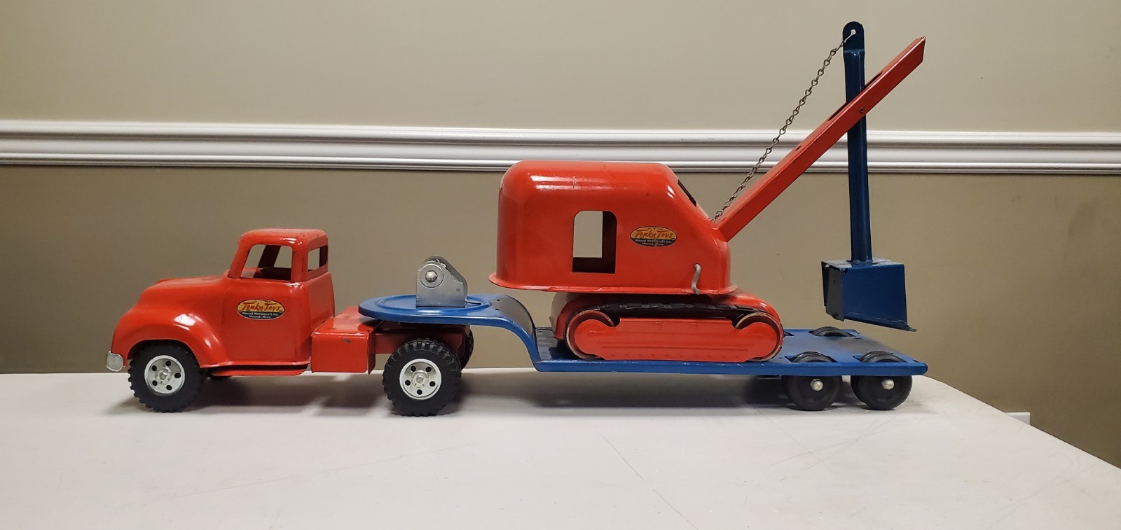 1955 Tonka Shovel and Carry-All Trailer. 1955 Tonka Shovel and Carry-All Trailer.