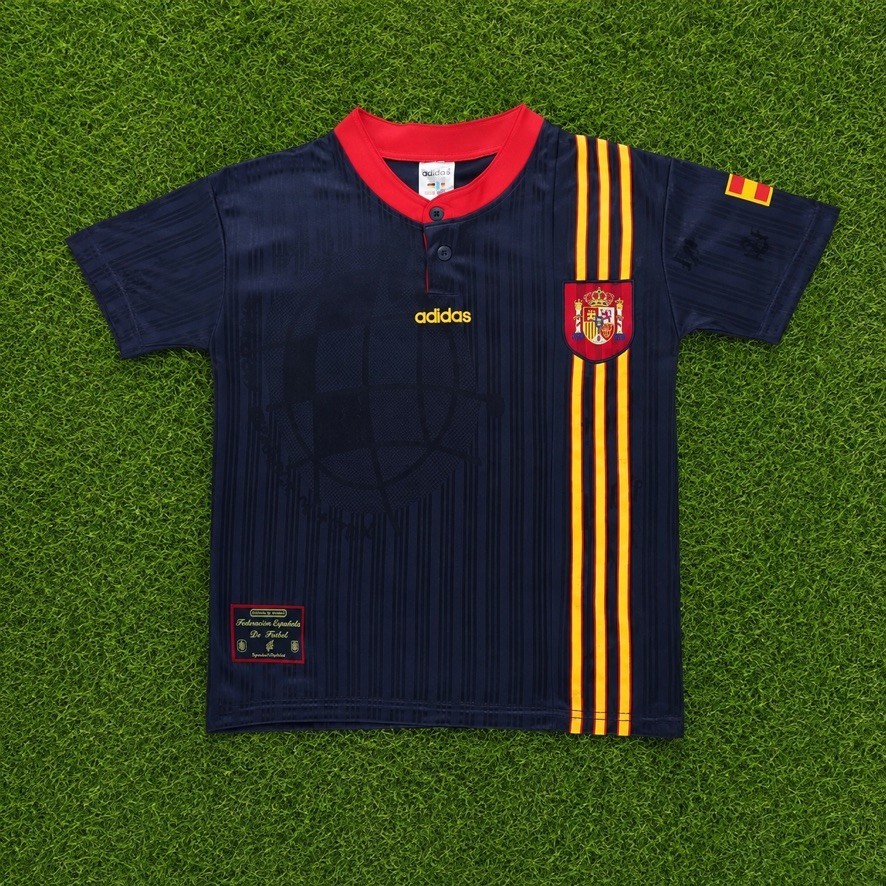 Retro Vintage Spain Away Jersey (1996-1998) (READ DESCRIPTION) Retro Vintage Spain Away Jersey (1996-1998) (READ DESCRIPTION)
