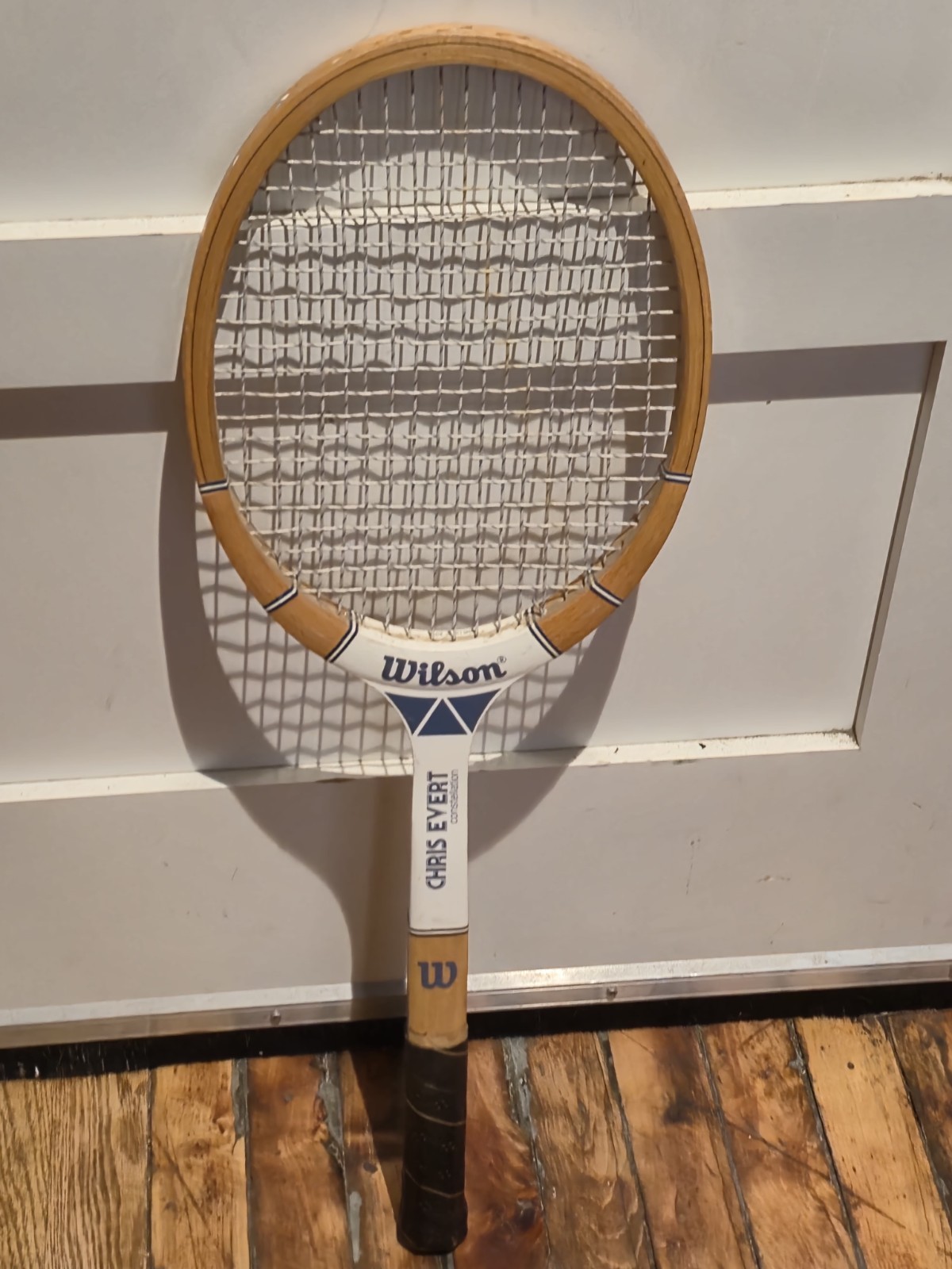 Highly Rare Vintage 1976 Wilson Chris Evert Constellation Grip Size 4⅜'' Racket Highly Rare Vintage 1976 Wilson Chris Evert Constellation Grip Size 4⅜'' Racket