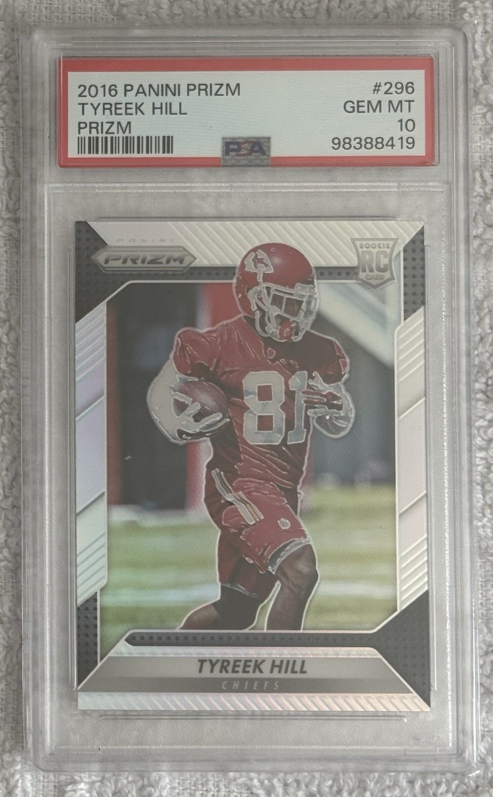 2016 Panini Prizm TYREEK HILL #296 Prizm Rookie ( PSA 10 ) 2016 Panini Prizm TYREEK HILL #296 Prizm Rookie ( PSA 10 )