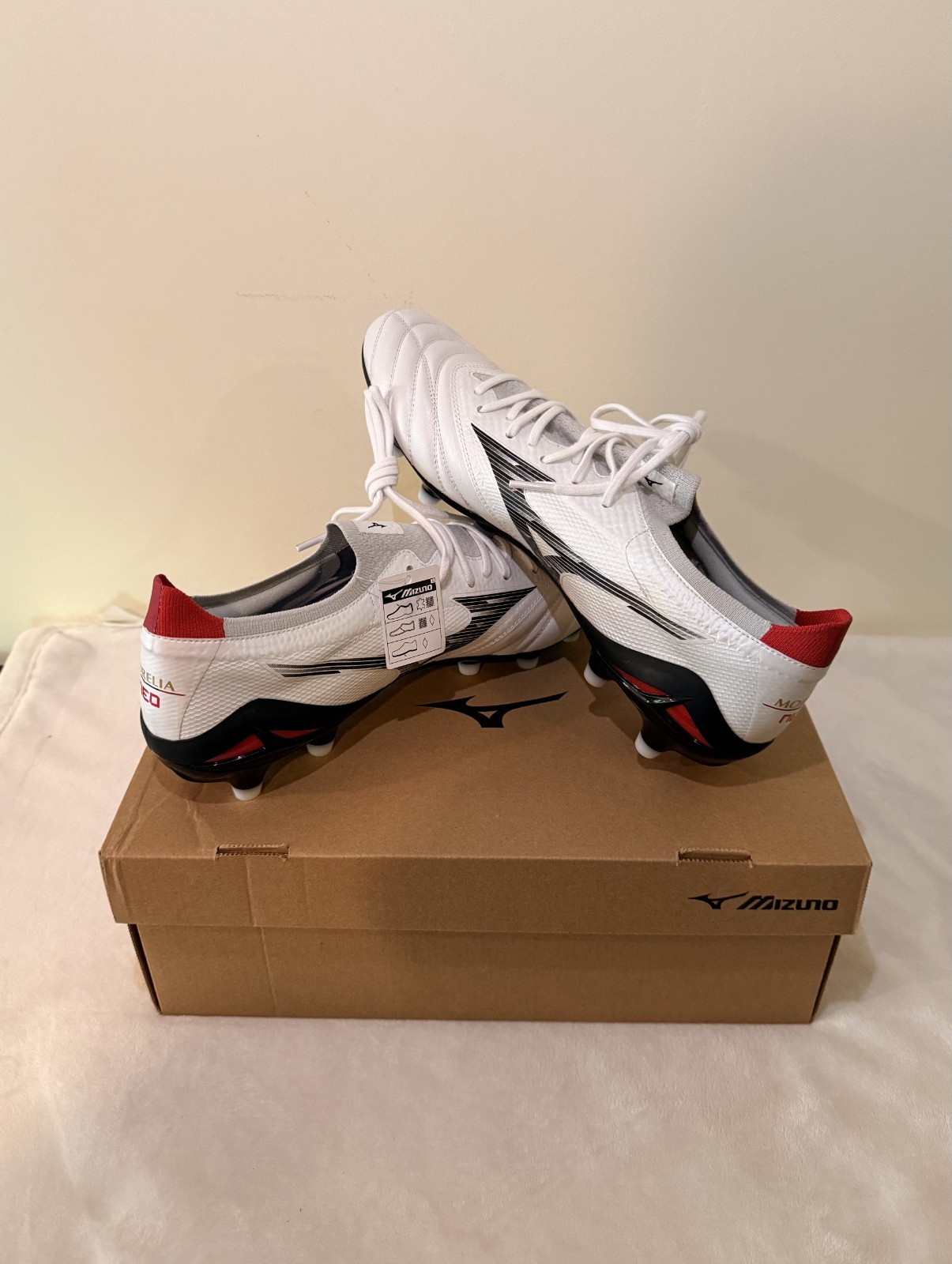 Mizuno Morelia Neo V Beta Made In Japan US 10.5 Brand New Never Worn