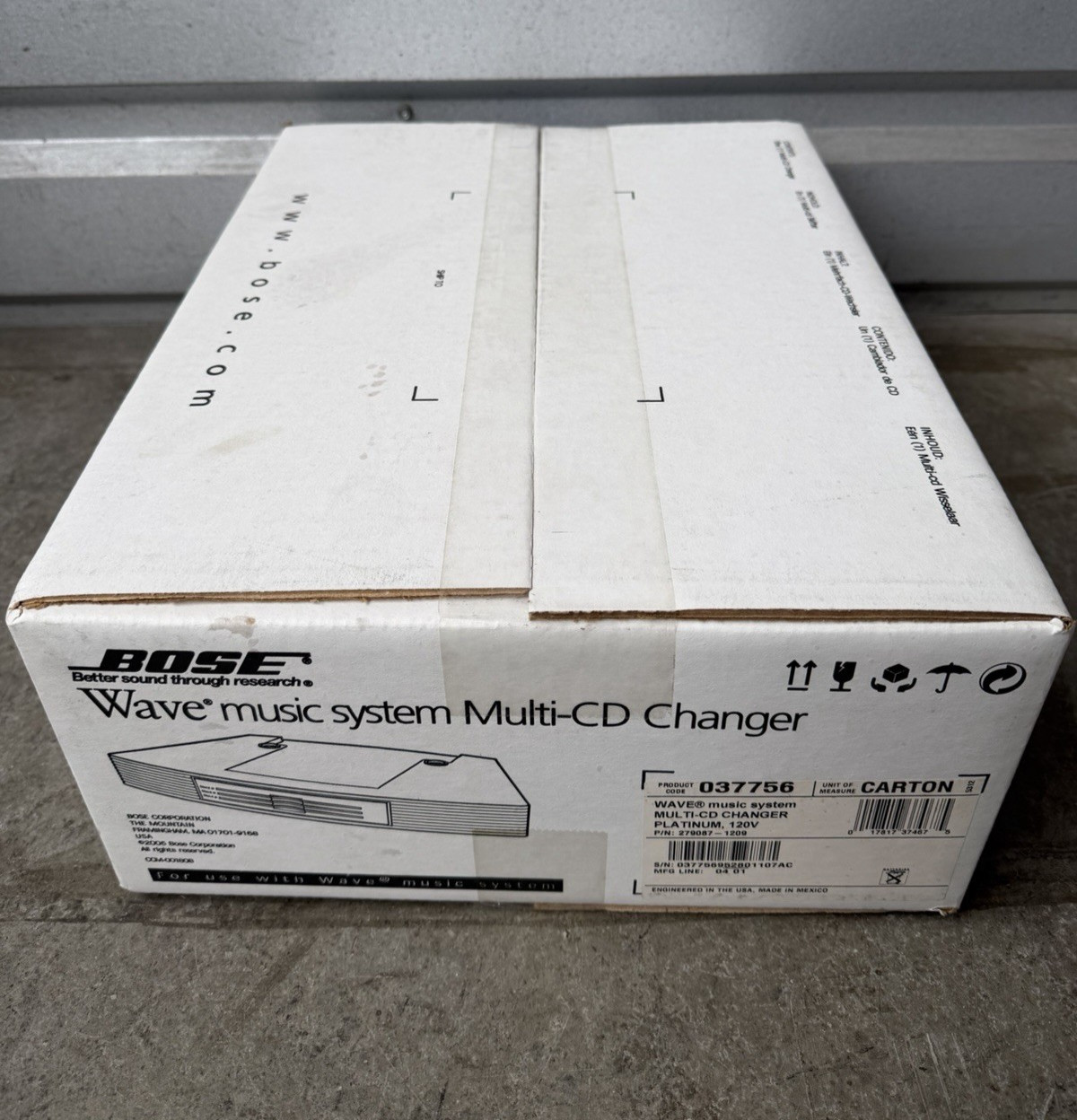 VINTAGE NOS Bose Wave Music System Multi-CD Changer Accessory Platinum White #1 VINTAGE NOS Bose Wave Music System Multi-CD Changer Accessory Platinum White #1