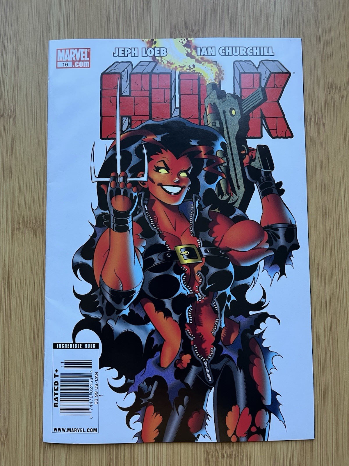Hulk #16 (2009) 1st Red She-Hulk VF/NM Very HTF Rare Newsstand Variant