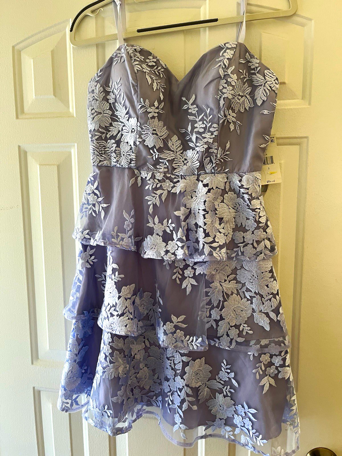 BCX Juniors 5 Purple White Floral Embroidered Mesh Fit & Flare Short Dress NWT BCX Juniors 5 Purple White Floral Embroidered Mesh Fit & Flare Short Dress NWT