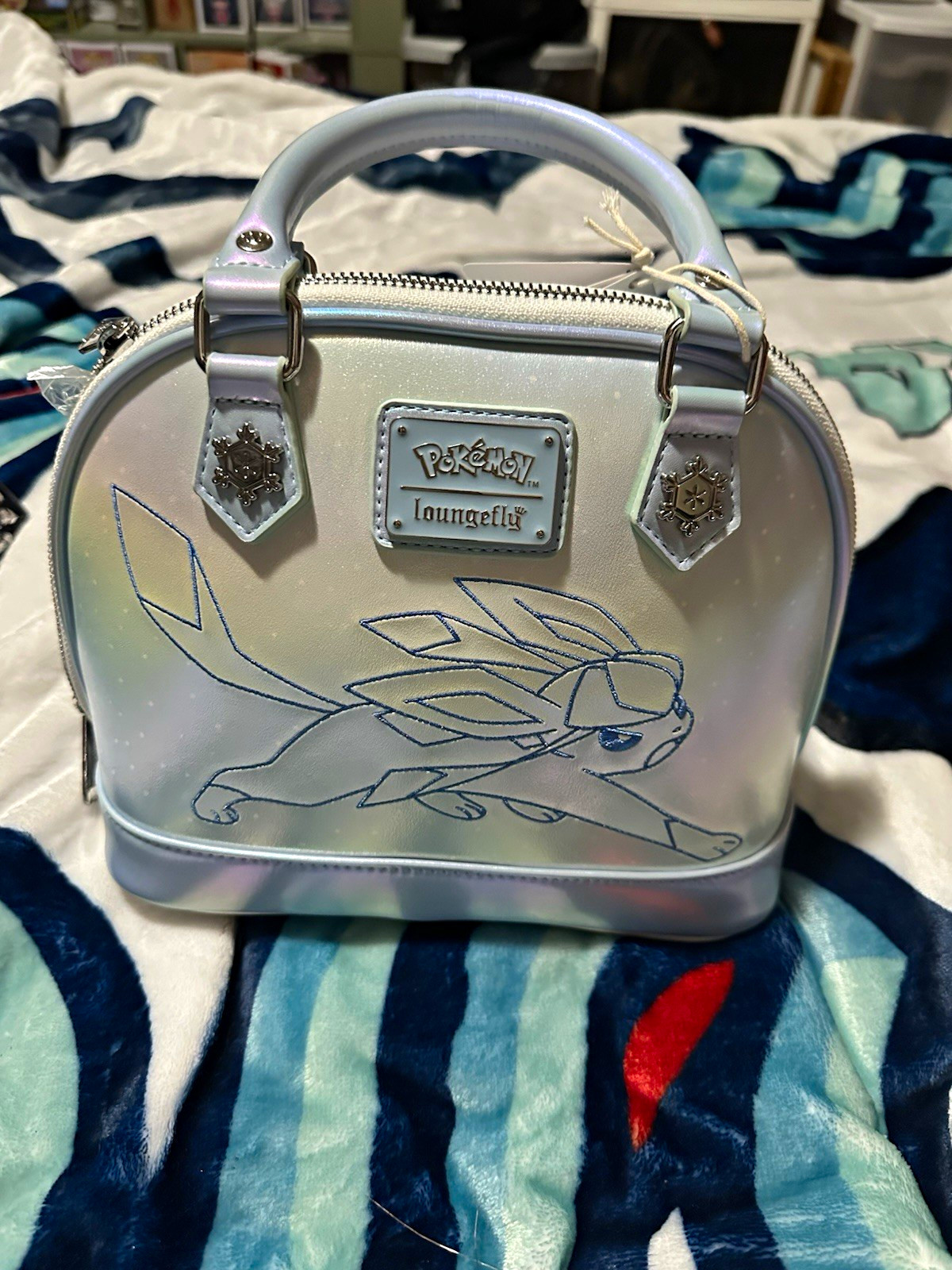 Loungefly Pokémon Deck Case Glaceon Vulpix Pikachu Silver Faux Leather Zip Loungefly Pokémon Deck Case Glaceon Vulpix Pikachu Silver Faux Leather Zip
