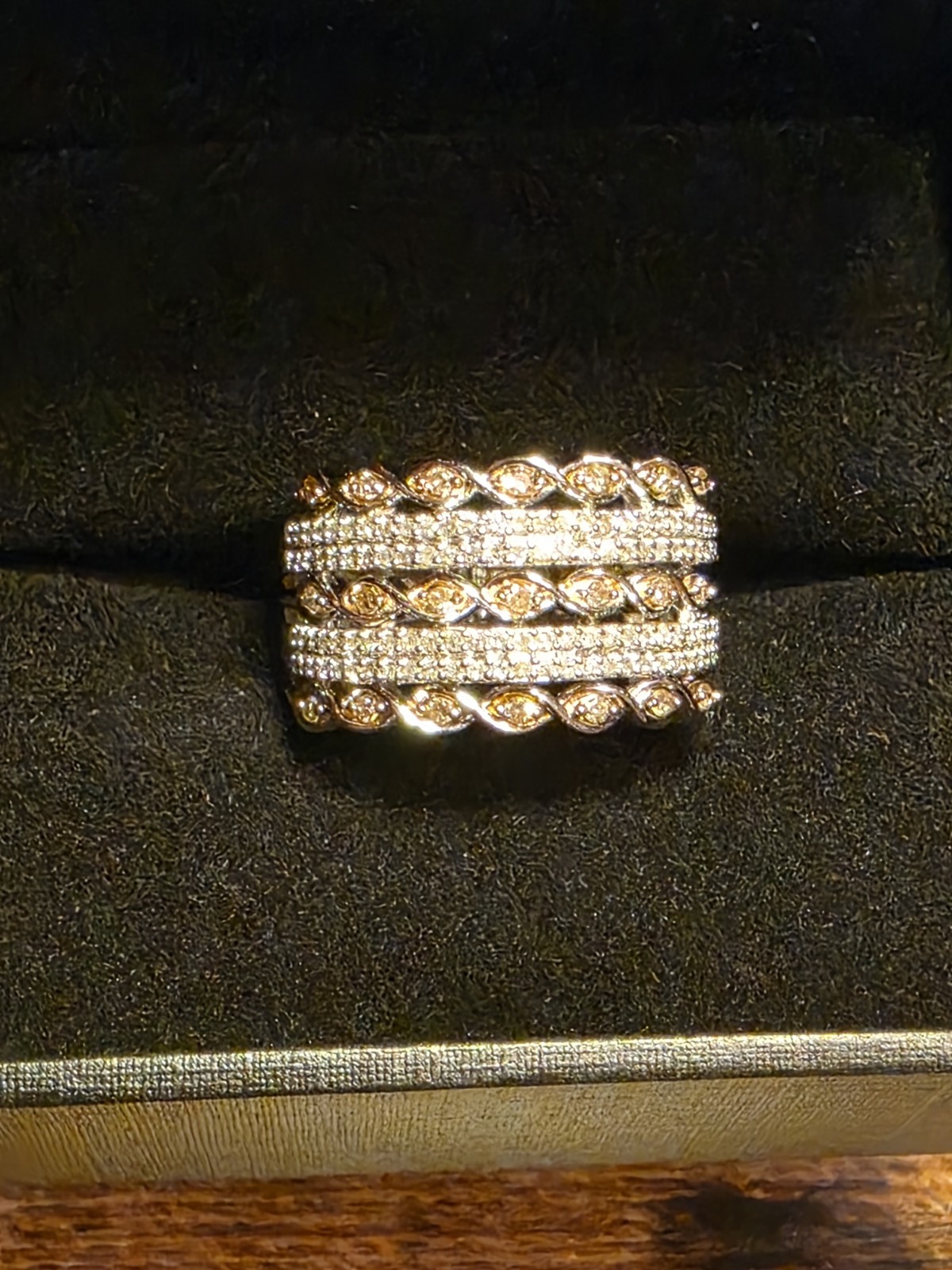 Exquisite .50 CT Size 7 Champagne & Clear Diamond Ring