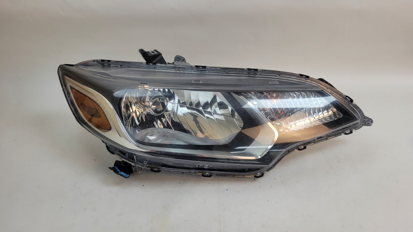 OEM | 2015 - 2017 Honda Fit Halogen Headlight (Right,Passenger)