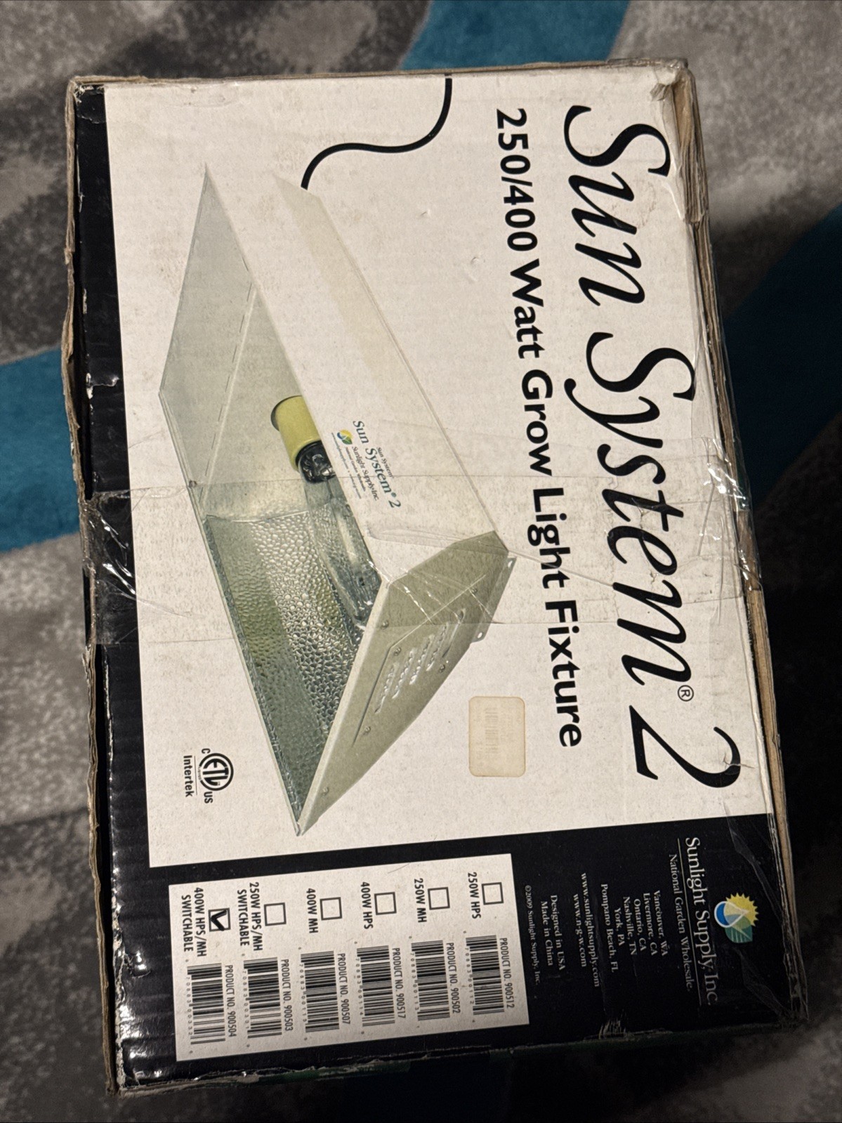 Sun Systems 250 / 400 W HPS / MH Switchable Grow Light Fixture 900504 Open Box Sun Systems 250 / 400 W HPS / MH Switchable Grow Light Fixture 900504 Open Box