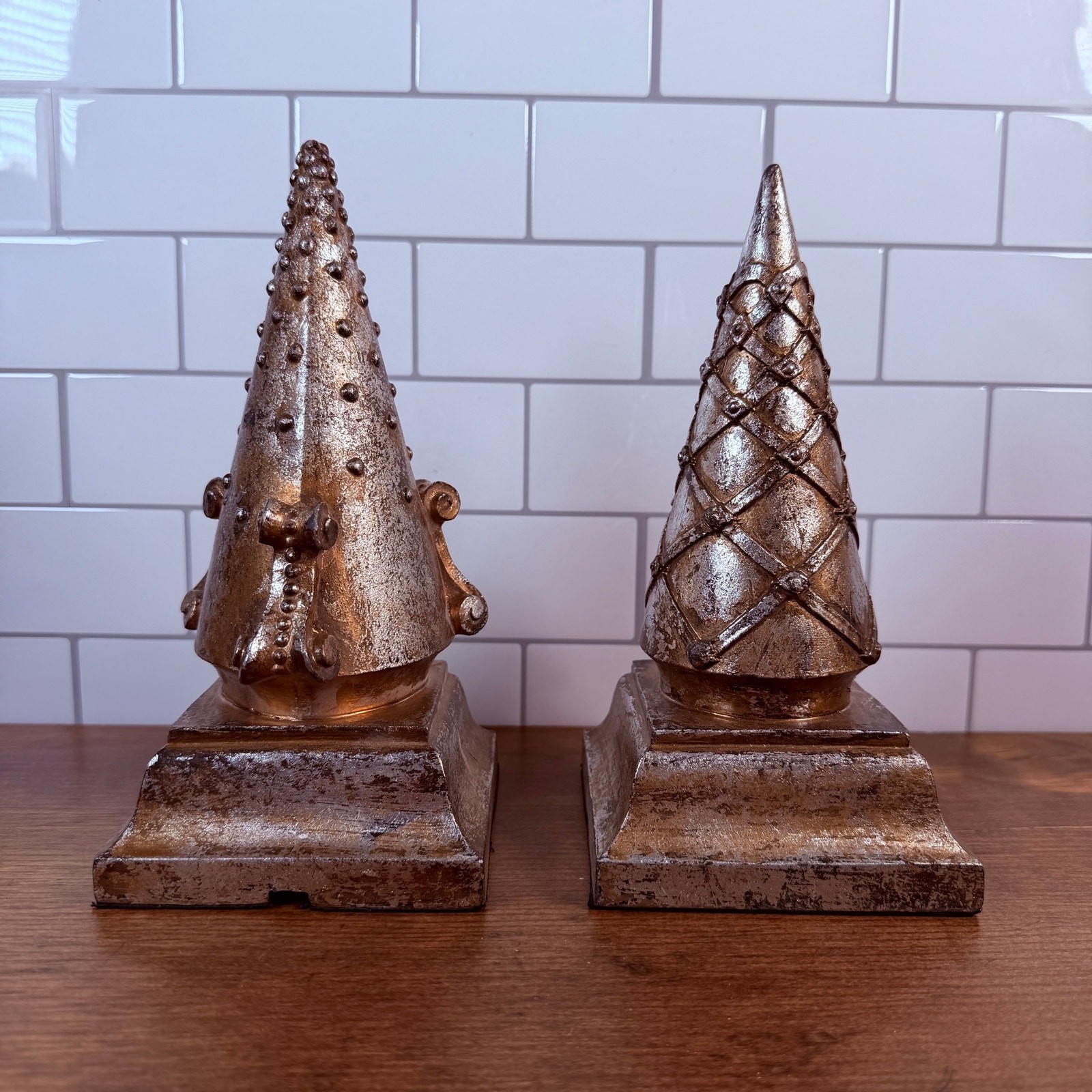 Vintage 1998 Gold Gilt Topiary Obelisk Bookends Neoclassical Pair