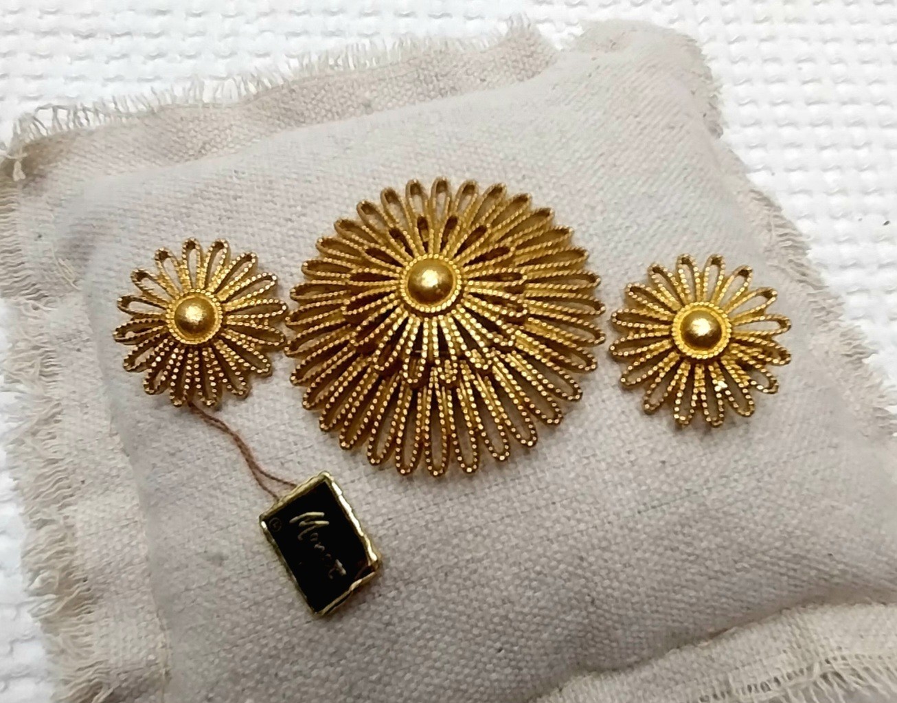 Vintage Monet Gold Tone Double Row Floral Brooch Pin Matching Earrings Set W/Tag