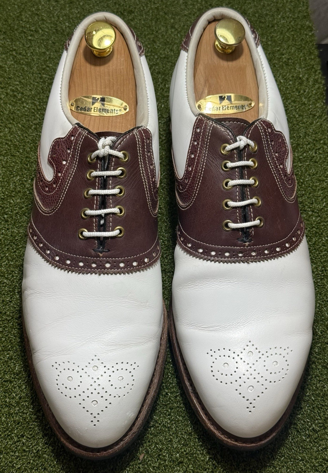 Vintage Footjoy Classics Mens Golf Shoes Model # 51909 WH/BRN 10.5 D Vintage Footjoy Classics Mens Golf Shoes Model # 51909 WH/BRN 10.5 D