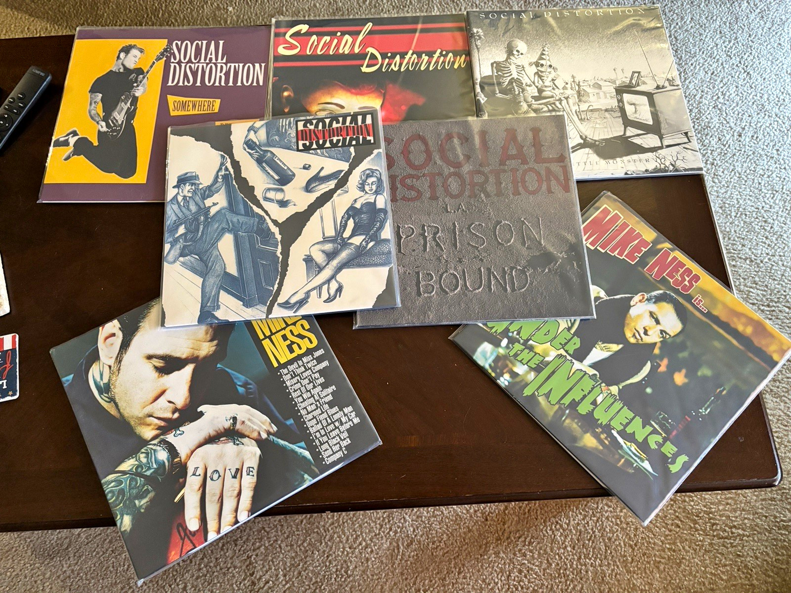 Social Distortion - Social Distortion Mike Ness 12\