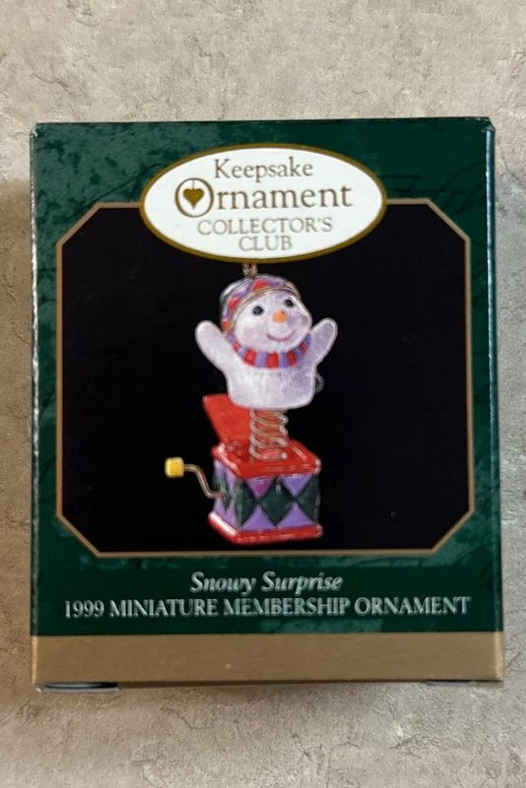 Hallmark Keepsake Mini Ornament Vintage 1999 Snowy Surprise