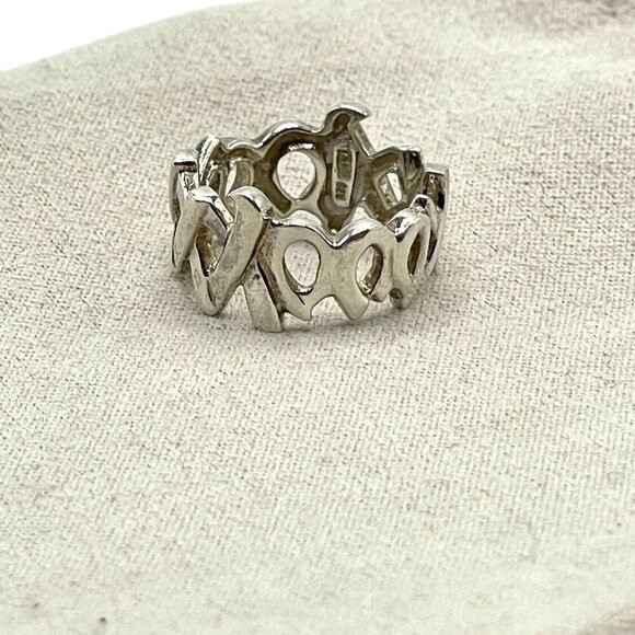 Tiffany & Co. Paloma Picasso Vintage Hugs Kisses Sterling .925 Band Ring Size 5 Tiffany & Co. Paloma Picasso Vintage Hugs Kisses Sterling .925 Band Ring Size 5