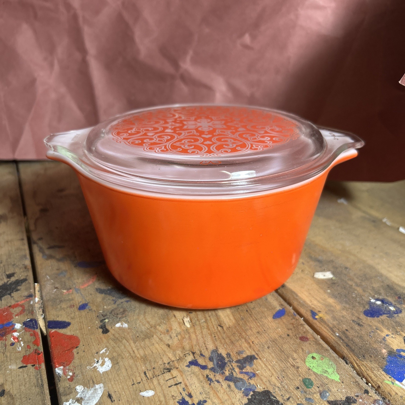 Vintage Pyrex Casserole Dish Red Celtic Floral #473 Round 1 Quart chip on lid Vintage Pyrex Casserole Dish Red Celtic Floral #473 Round 1 Quart chip on lid