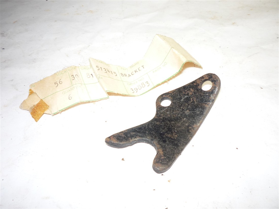 1949 -52 Pontiac rear RH fender shield bracket nos 513415