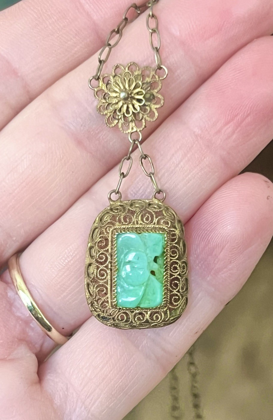 Antique Qing Dynasty Carved Natural Jadeite Solid Silver Gold Filigree Necklace Antique Qing Dynasty Carved Natural Jadeite Solid Silver Gold Filigree Necklace