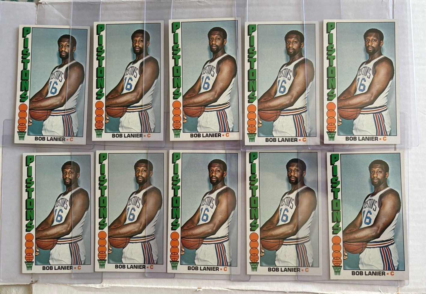 Lot of 10 EX MT 1976-77 TOPPS #10 BOB LANIER DETROIT PISTONS Basketball Lot of 10 EX MT 1976-77 TOPPS #10 BOB LANIER DETROIT PISTONS Basketball