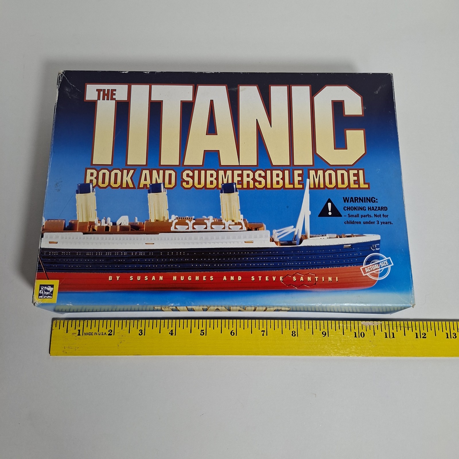 New Unassembled Titanic Book and Submersible Model Toy Kit Hughes Santini 1999 New Unassembled Titanic Book and Submersible Model Toy Kit Hughes Santini 1999