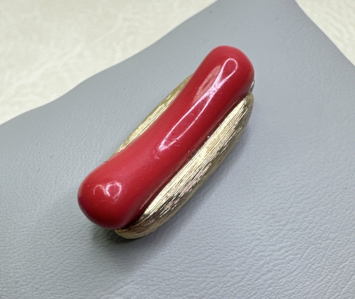 Vintage Avon Put on the Dog Hot Dog Pendant 1\ Vintage Avon Put on the Dog Hot Dog Pendant 1\