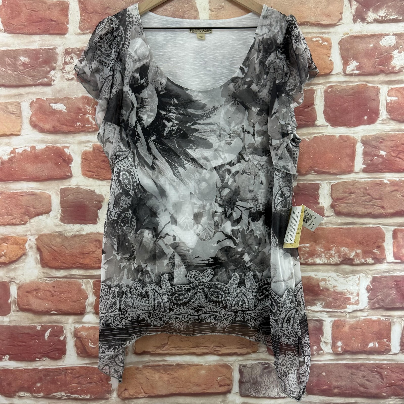World Wear Energe Top Womens XL Gray Boho Floral Flutter Sleeve Casual Shirt