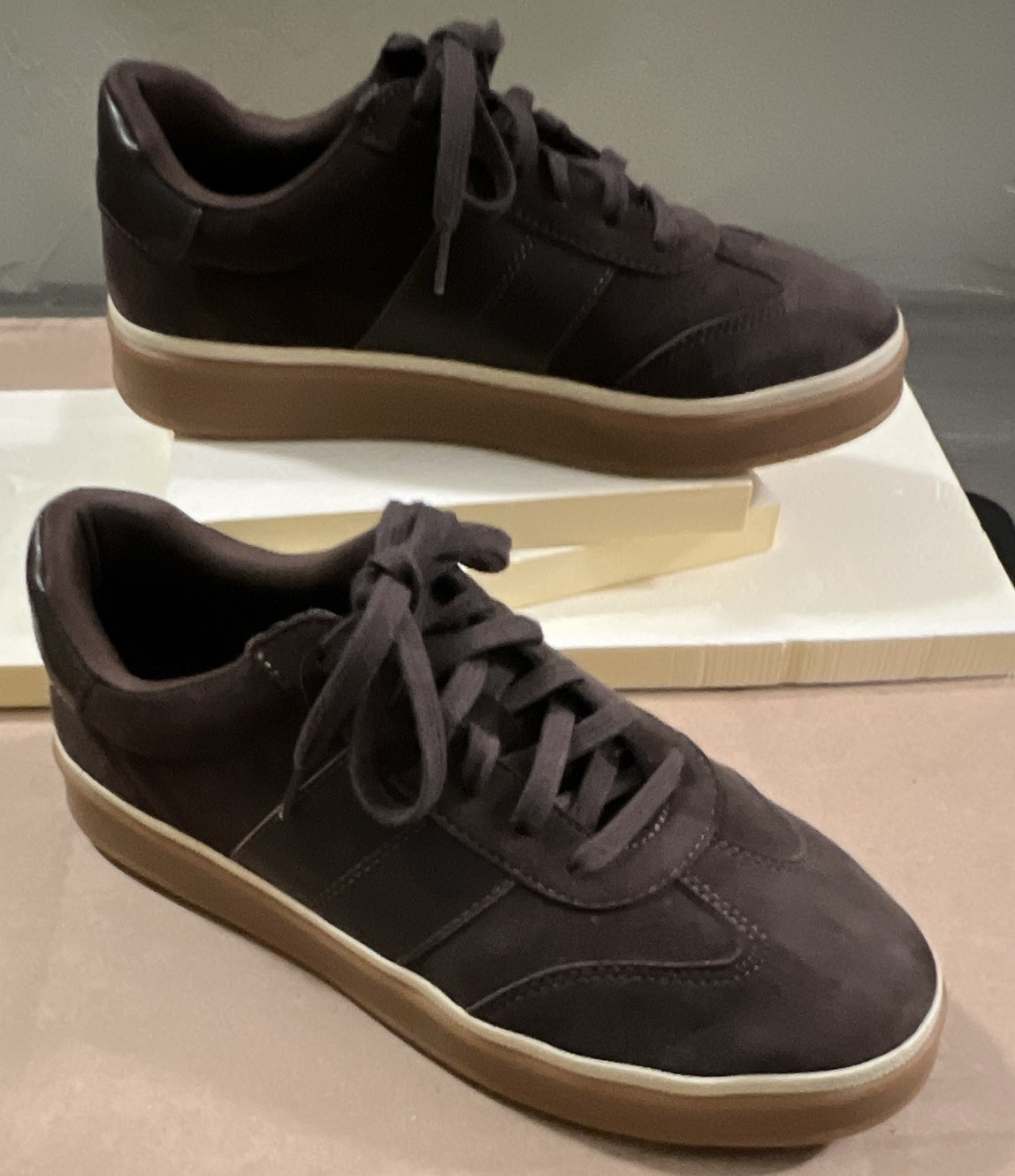 Women’s REISS Brown Suede Lace Up Low Top Sneakers Rubber Sole US 8.5 M