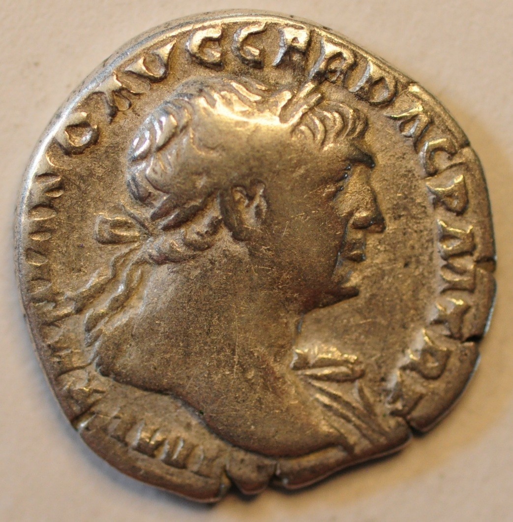 mw32214 Roman Empire Silver Denarius no date  Trajan 98 - 117 AD   RIC119 RSC86