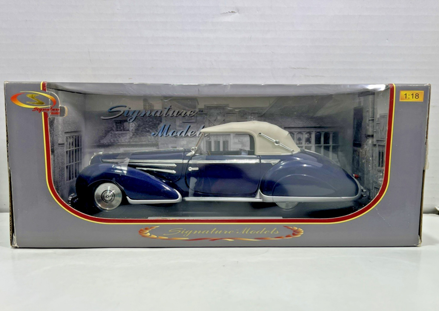 1947 Delahaye Signature Models 1:18 135M With Box