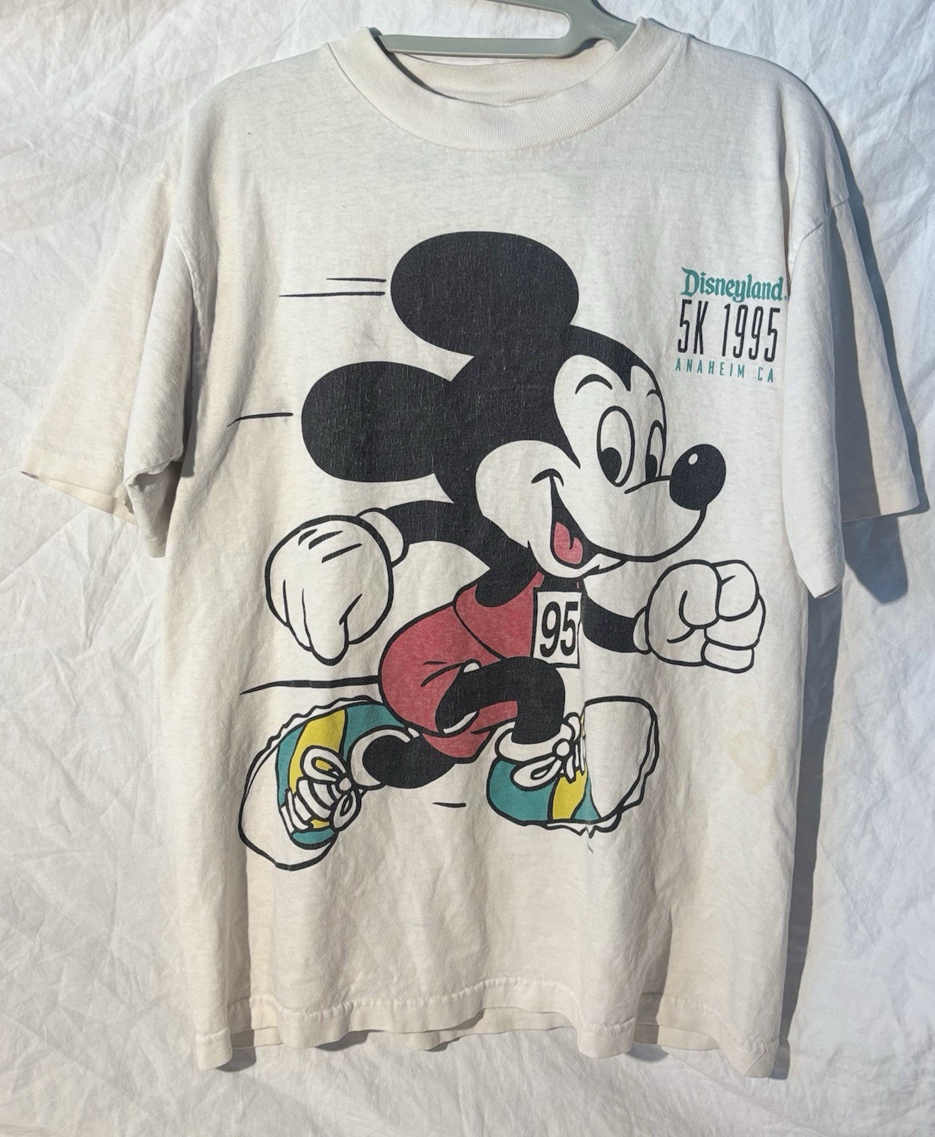 Rare 1995 Disneyland 5K Run T-Shirt Size Medium Authentic Original Walt Disney Rare 1995 Disneyland 5K Run T-Shirt Size Medium Authentic Original Walt Disney