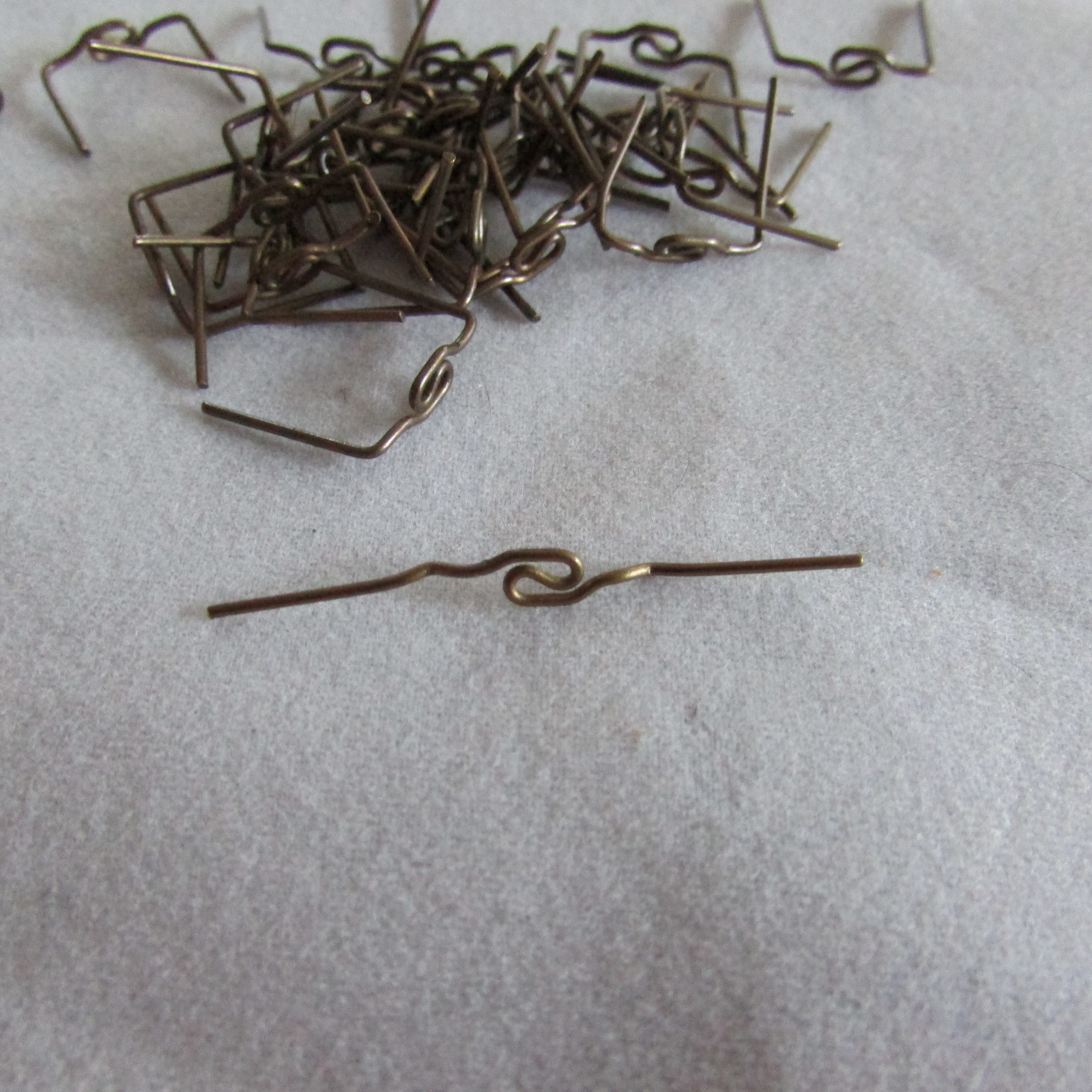 50 Antique Style twist Connector Part for Chandelier Crystals/Prisms 50 Antique Style twist Connector Part for Chandelier Crystals/Prisms