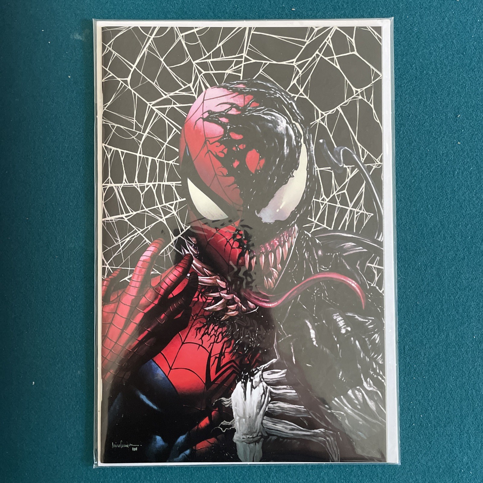 Spider-Man: Spider's Shadow #1 Mico Suayan Exclusive Symbiote VIRGIN VARIANT NM+ Spider-Man: Spider's Shadow #1 Mico Suayan Exclusive Symbiote VIRGIN VARIANT NM+