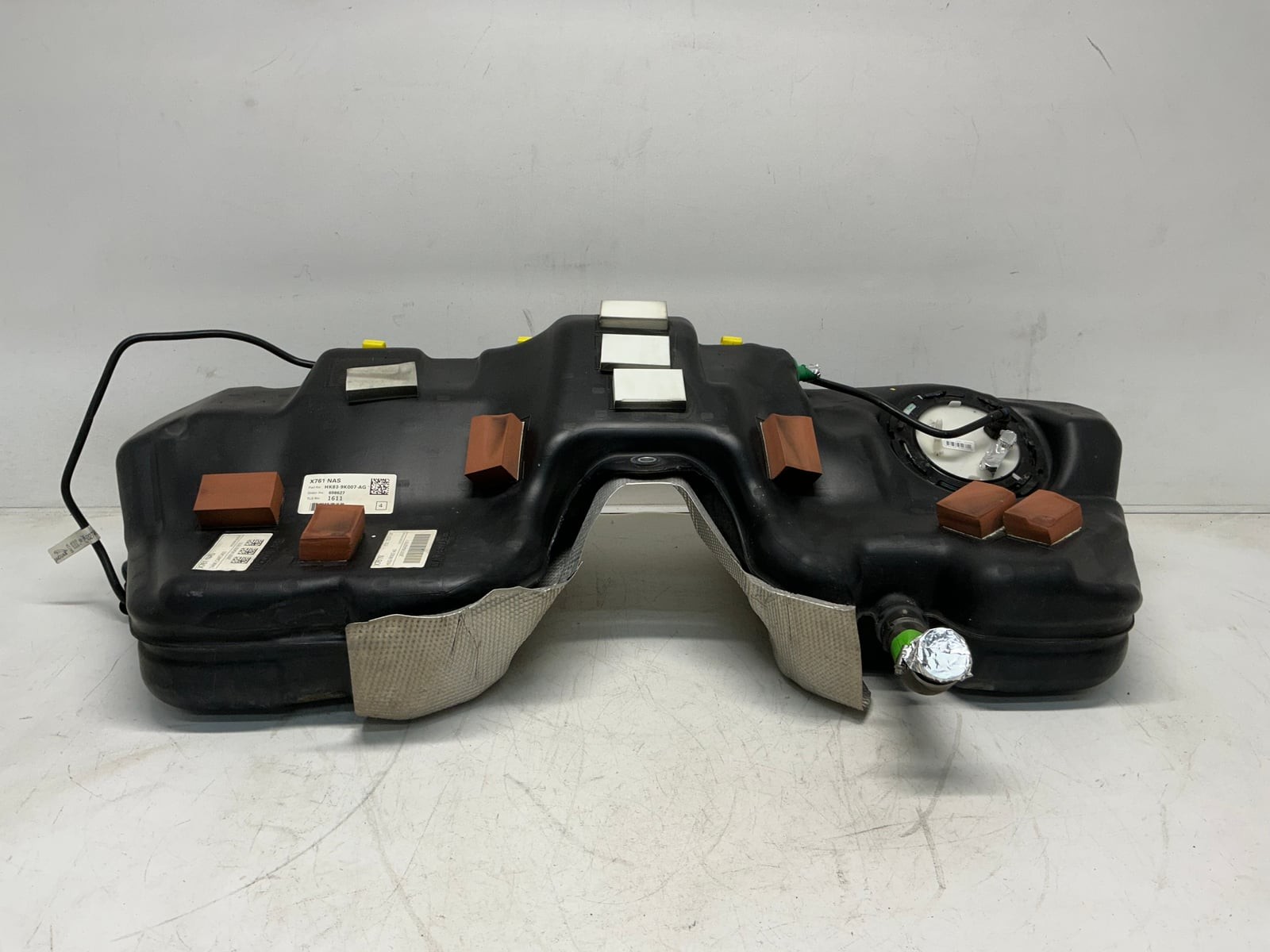 17-20 Jaguar F-Pace 3.0L Fuel Tank Assembly OEM CM 17-20 Jaguar F-Pace 3.0L Fuel Tank Assembly OEM CM