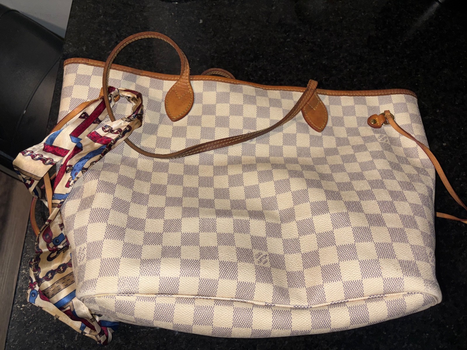 Authentic Louis Vuitton Never Full Authentic Louis Vuitton Never Full
