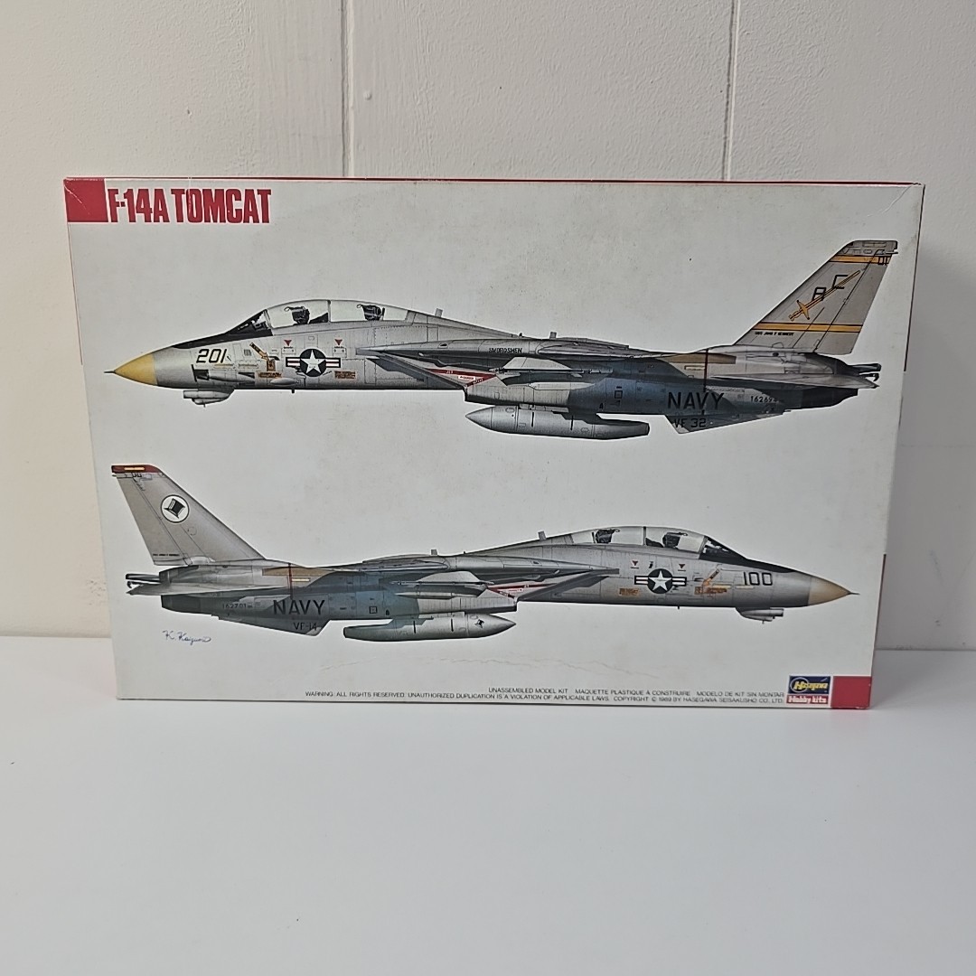 Hasegawa SP14 Grumman F-14A Tomcat USS John F Kennedy Fighter Squadrons Model