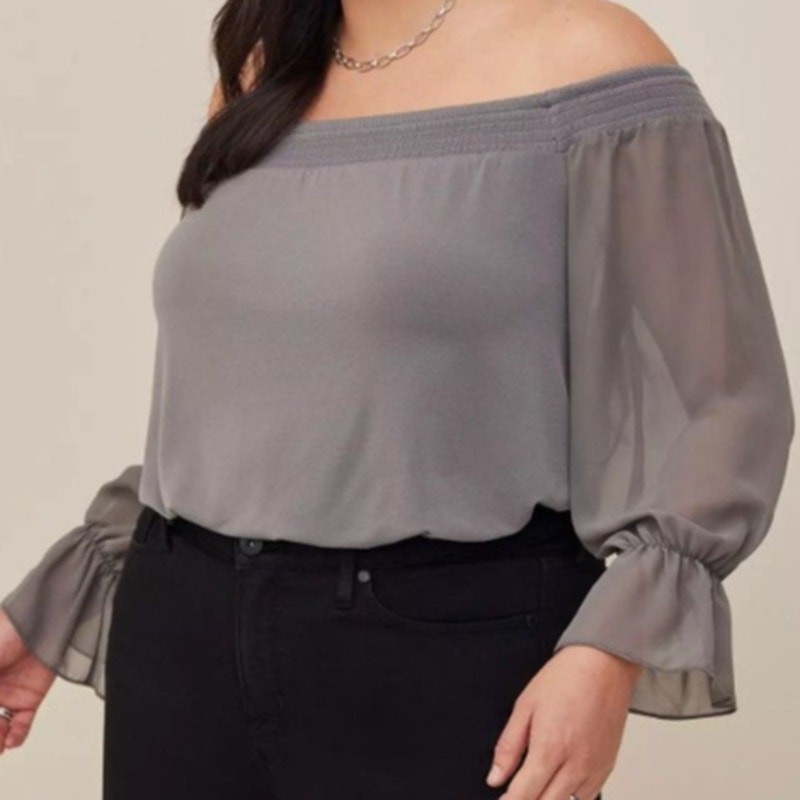 NEW Torrid Gray Long Sleeve Off Shoulder Smocked Top Blouse Plus Size 2X NEW Torrid Gray Long Sleeve Off Shoulder Smocked Top Blouse Plus Size 2X