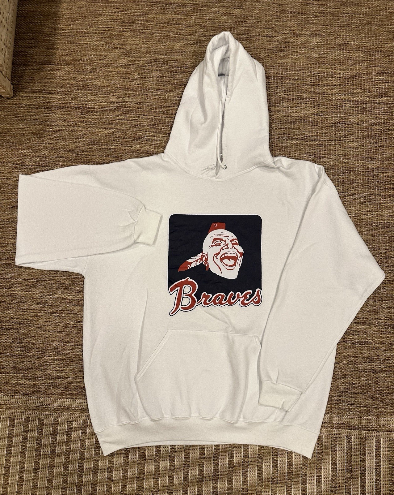 Vintage Atlanta Braves Hoodie Retired In 1989 XL White Rare Vintage Atlanta Braves Hoodie Retired In 1989 XL White Rare