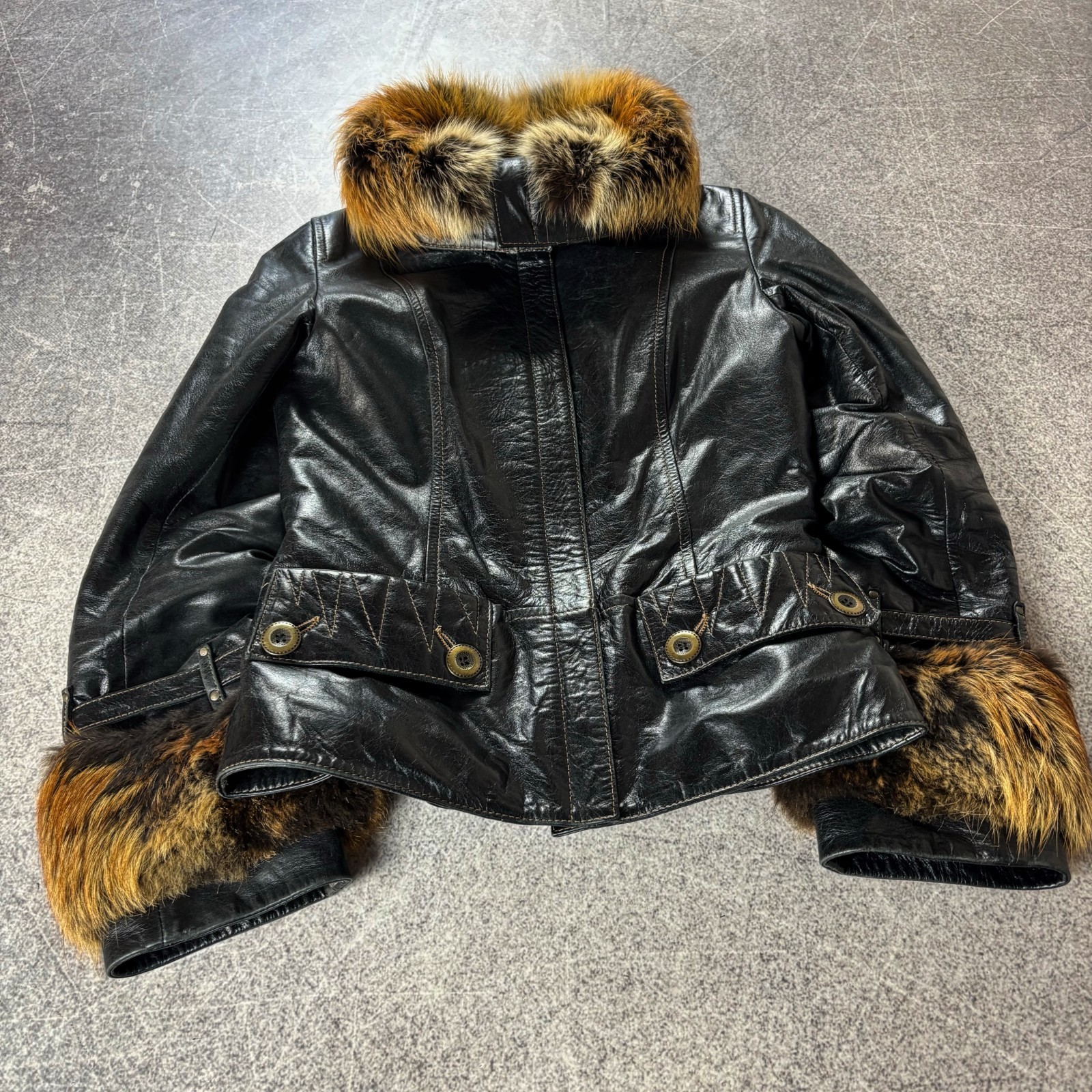 Y2K LambLeather Jacket Fur Trim Collar Cuffs Fitted Vintage Chic Contrast Stitch