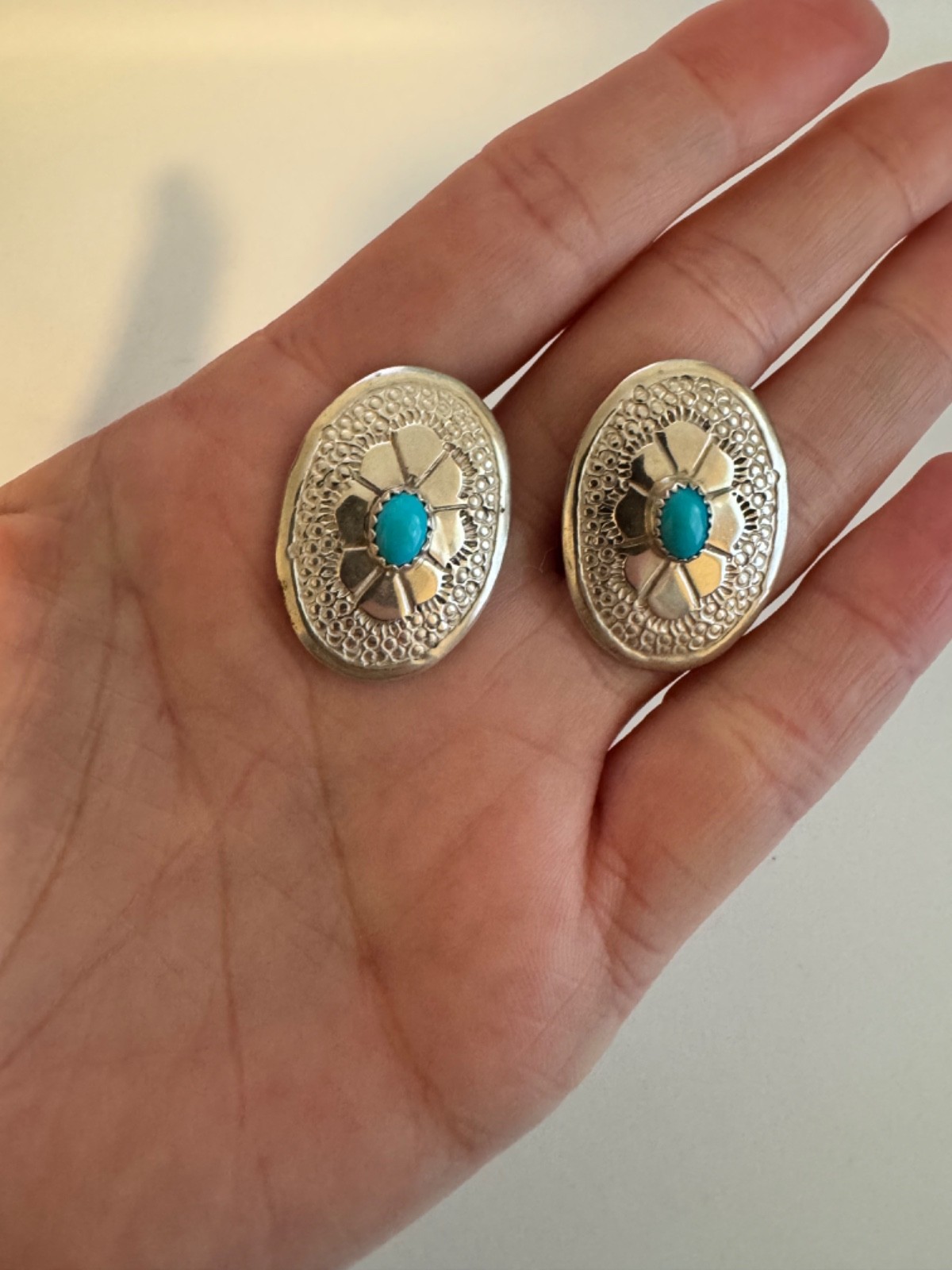 Vintage Unsigned Navajo Sterling Silver Turquoise Oval Concho Post Earrings Vintage Unsigned Navajo Sterling Silver Turquoise Oval Concho Post Earrings