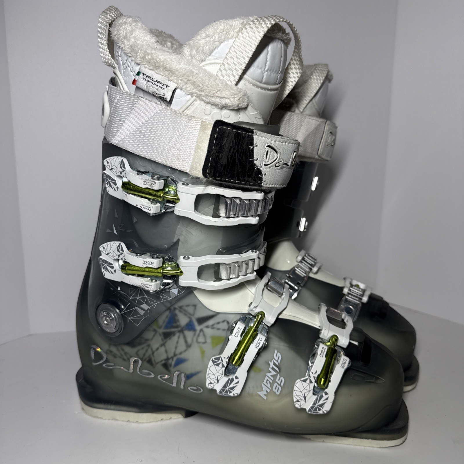 Women\'s Dalbello Mantis 85 All Mountain Ski Boots Size 26.5/ 307mm Women\'s Dalbello Mantis 85 All Mountain Ski Boots Size 26.5/ 307mm