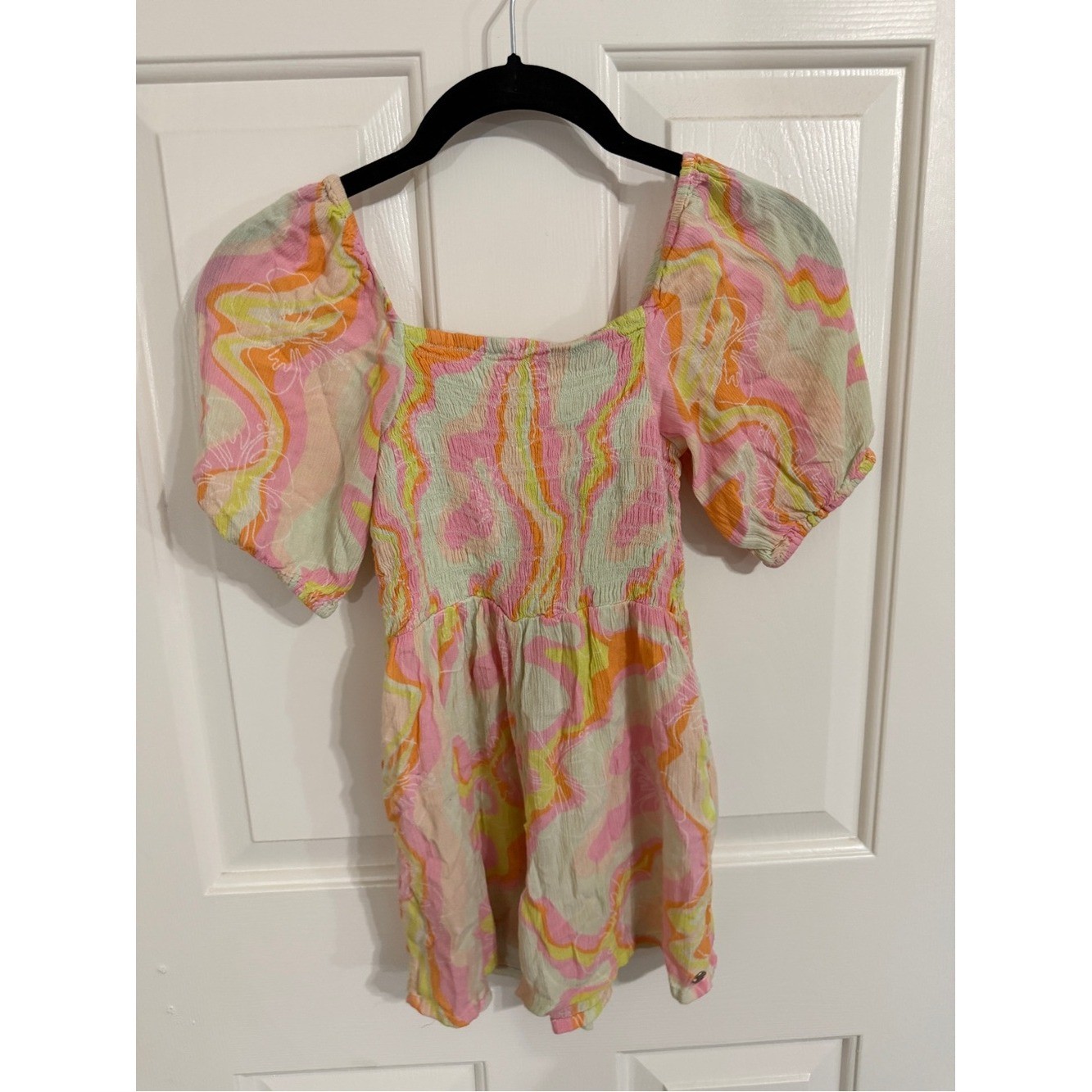Roxy Girls Pastel Swirl Puff Sleeve Romper Smocked Retro Bohemian Size 7 XS Roxy Girls Pastel Swirl Puff Sleeve Romper Smocked Retro Bohemian Size 7 XS