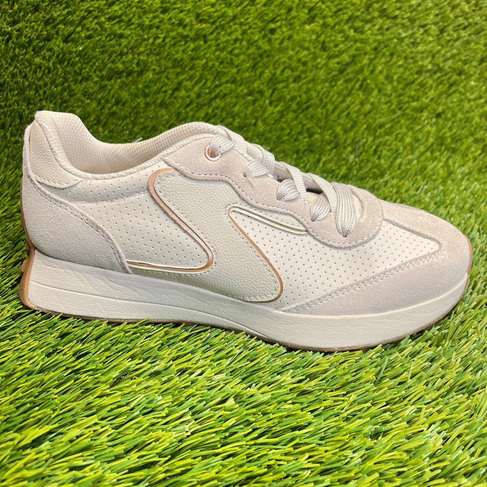 Skechers Street Gusto Path Winder Womens Size 6 Off-White Running Shoes Sneakers