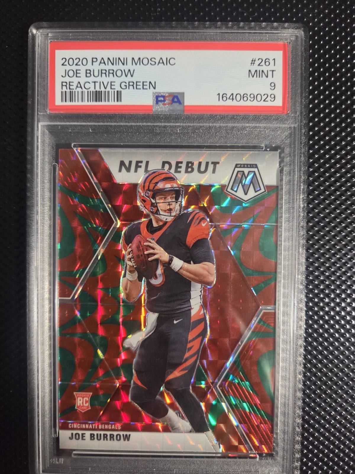 2020 Panini Mosaic Joe Burrow RC Prizm Reactive Green Rookie #261 Bengals PSA 9