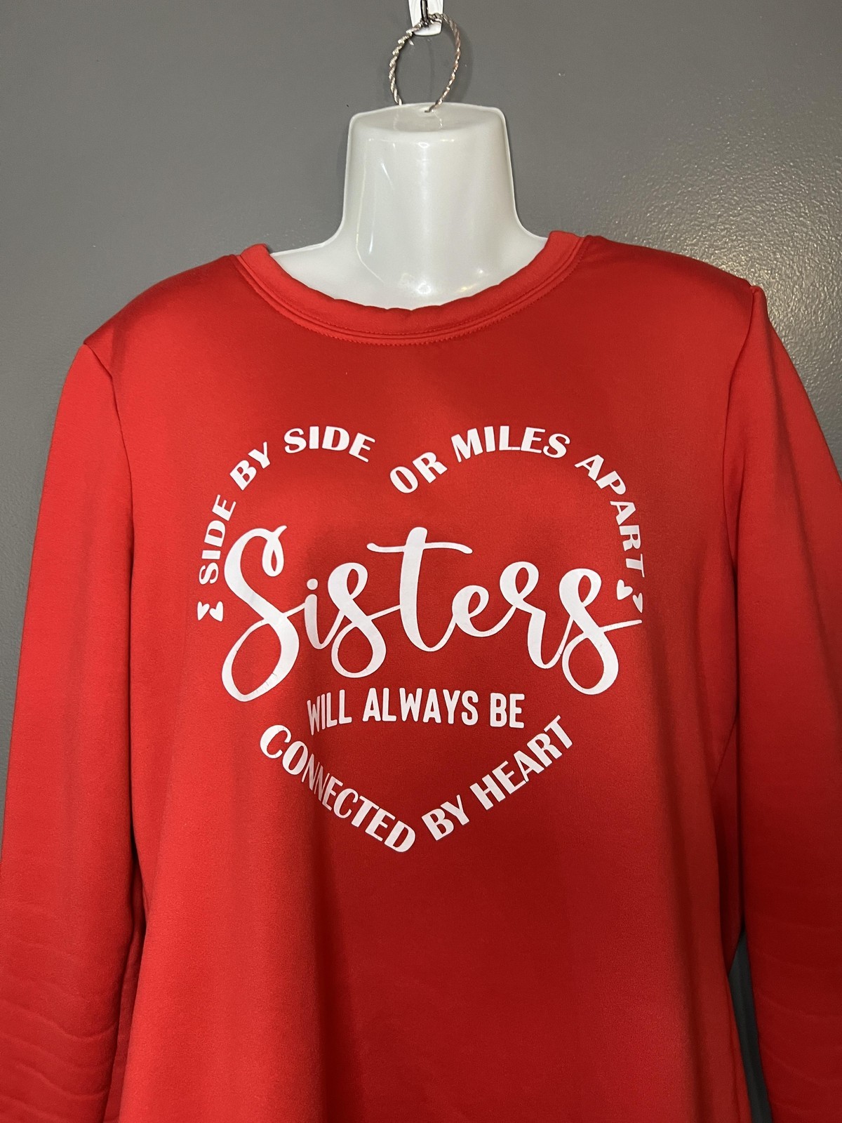 LILICLOTH Shirt Womens Large Red Sisters Connected By Heart Graphic Tunic Top