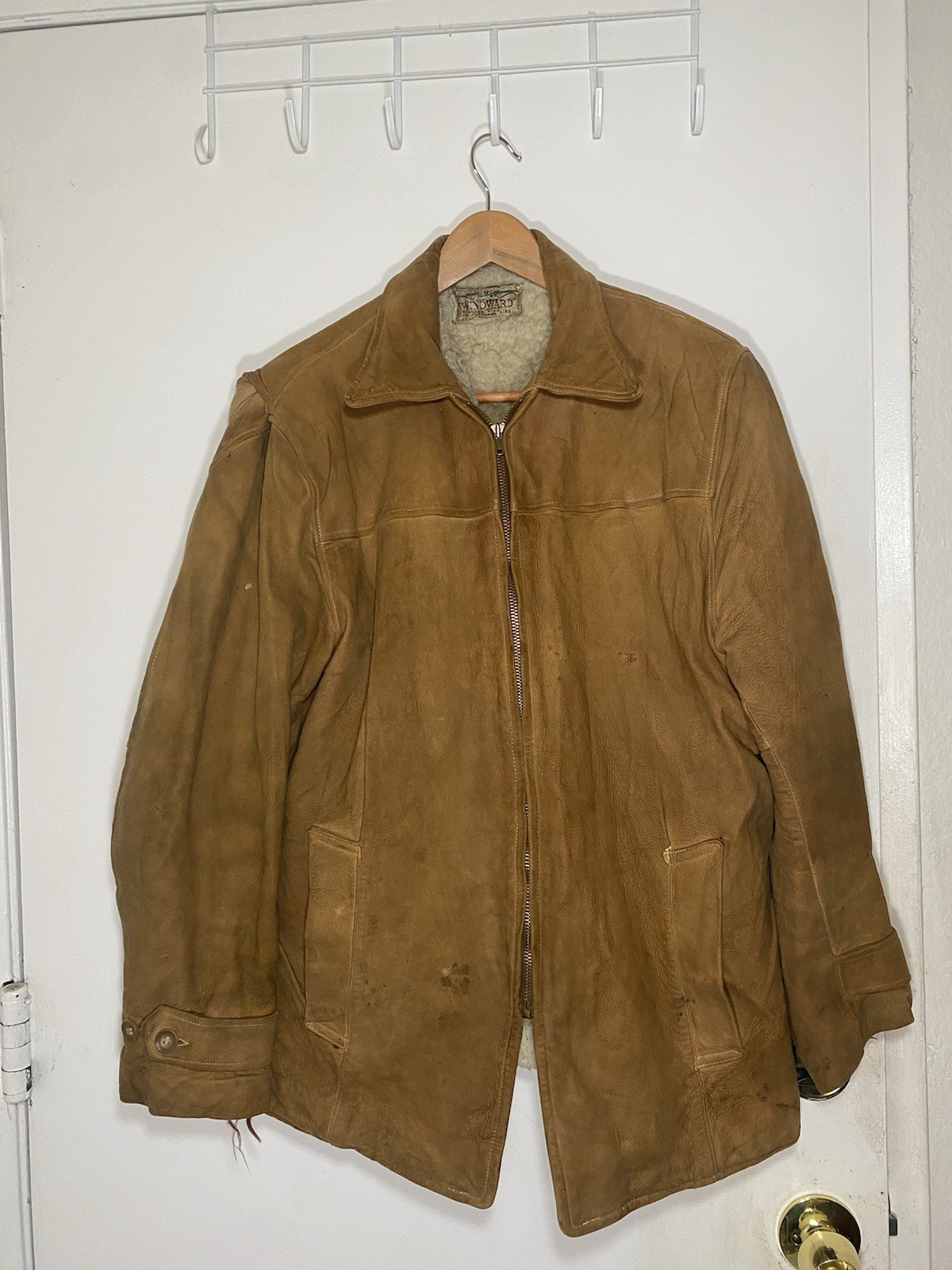 Vintage 1950s Windward Suede Jacket Sherpa Lined Size Medium Distressed Vintage 1950s Windward Suede Jacket Sherpa Lined Size Medium Distressed