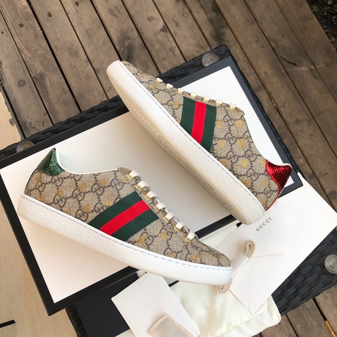 🐝New Gucci Ace Sneakers GG Supreme Canvas with Gold Bees Shoe Men\'s