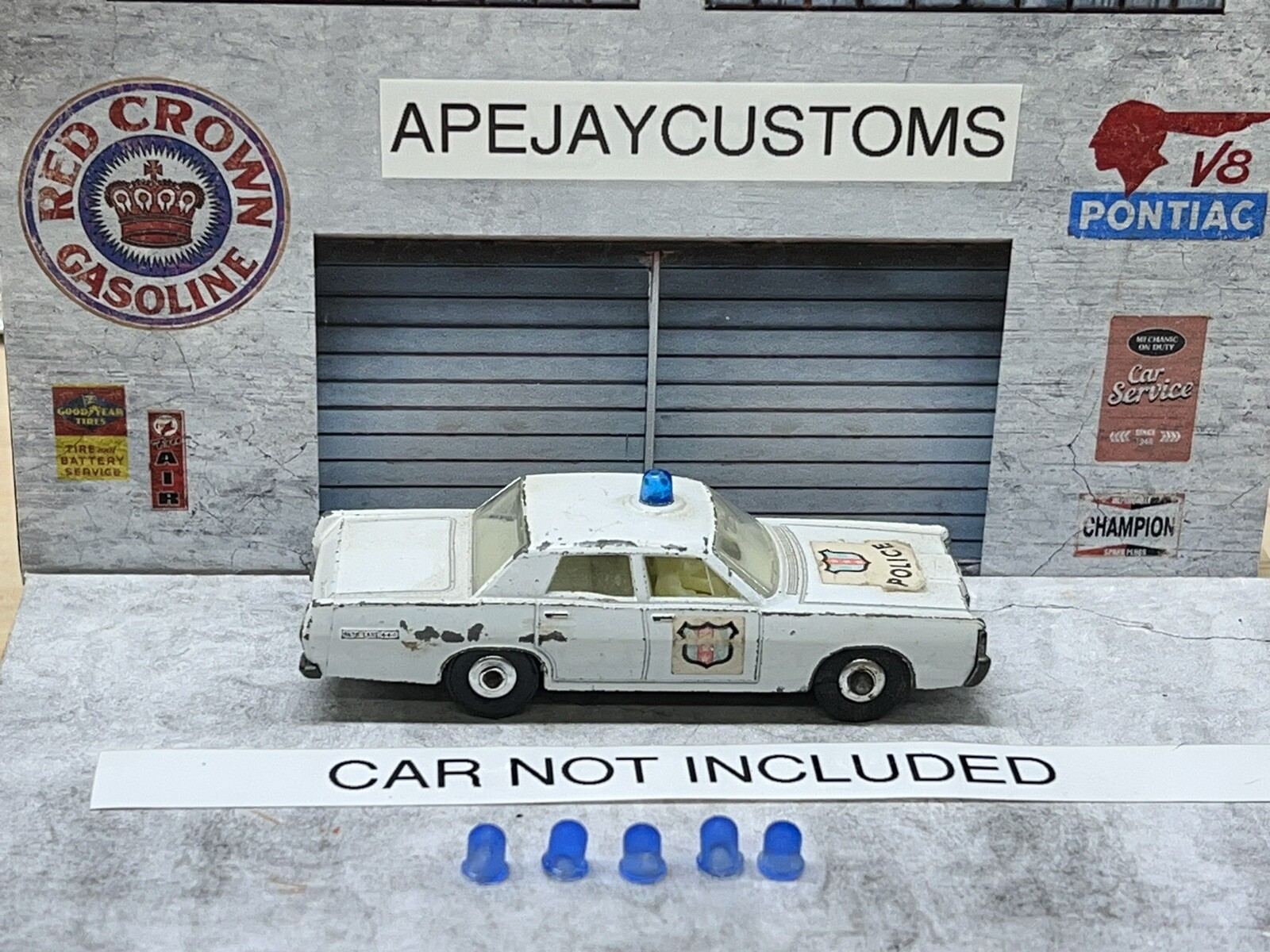 Matchbox Lesney 1968 Mercury No 55D or 73 Police Car (LIGHTS ONLY) Matchbox Lesney 1968 Mercury No 55D or 73 Police Car (LIGHTS ONLY)