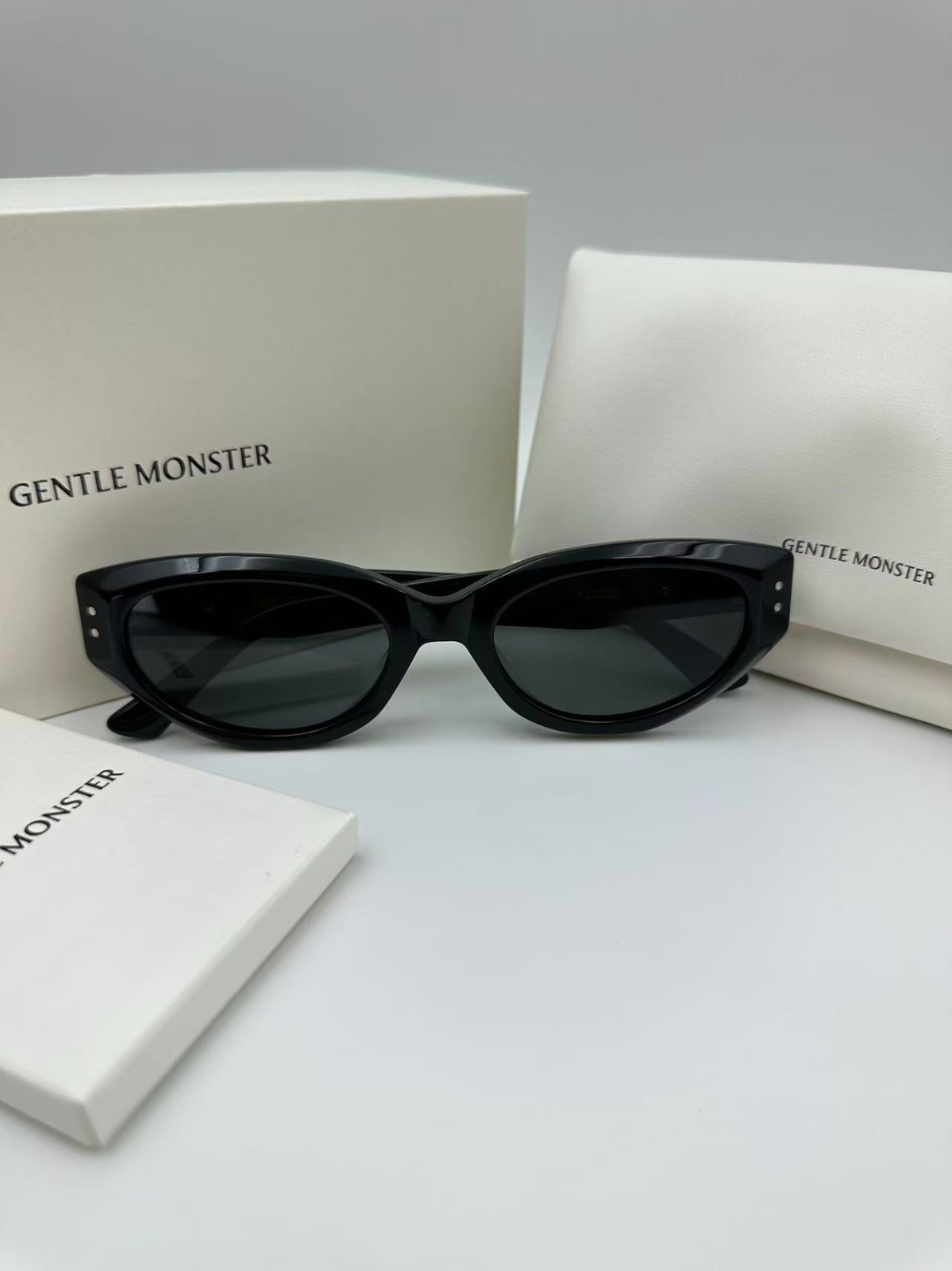 Gentle Monster Sunglasses Rococo Loti Eve Rosy Jackie Mamars UV400 Black Lenses