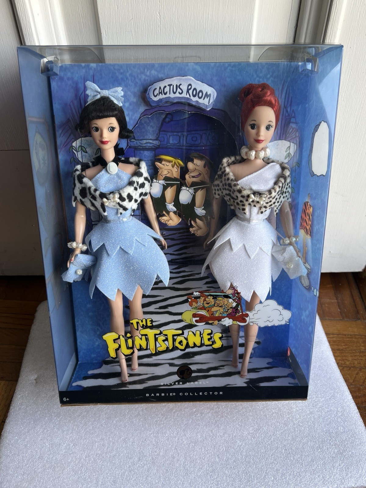 NEW Barbie The Flintstones Betty and Wilma Dolls Mattel 2008 Cactus Room