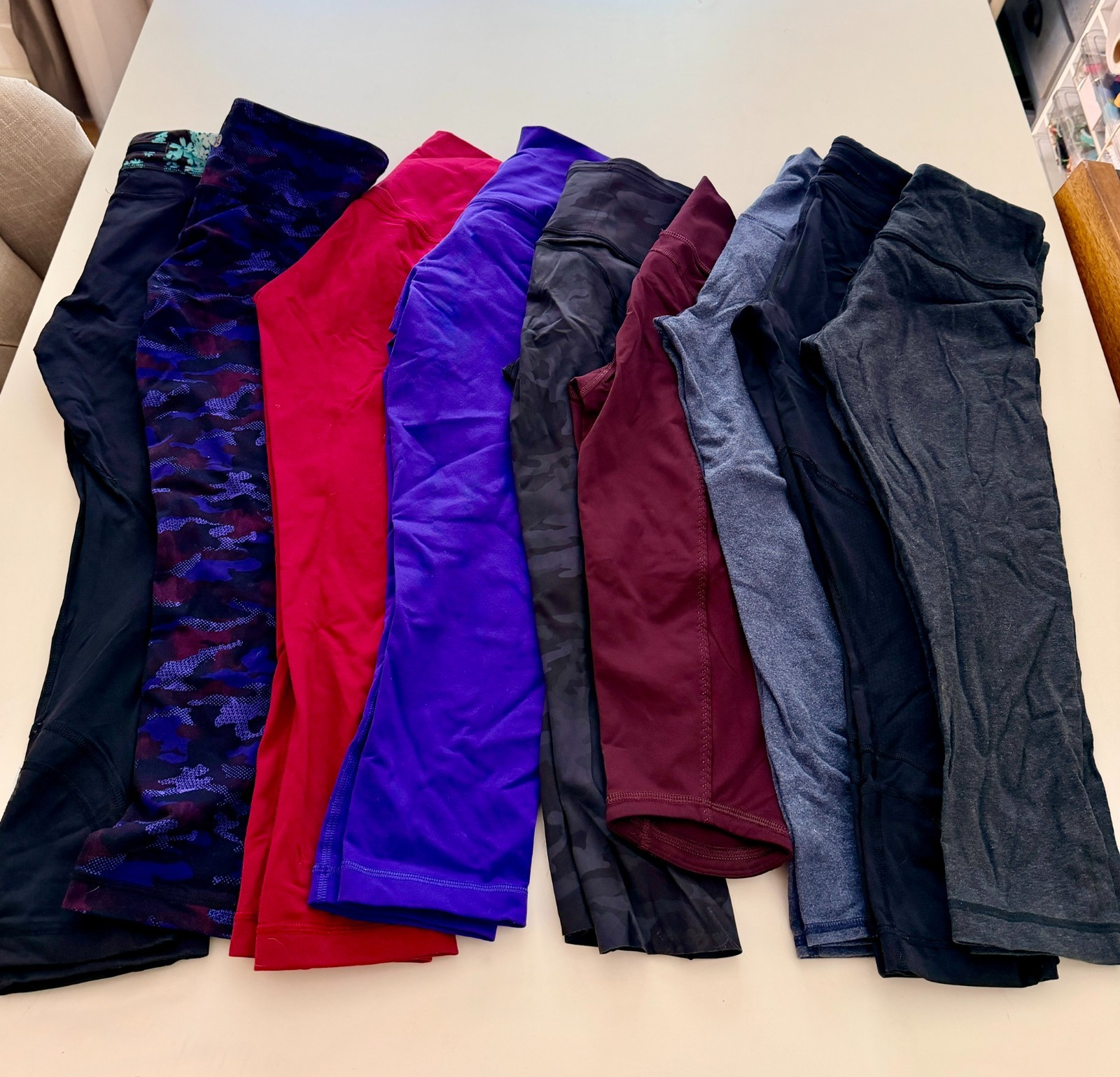 Lululemon Women’s Cropped Leggings Lot – 9 Pairs – Excellent Condition Lululemon Women’s Cropped Leggings Lot – 9 Pairs – Excellent Condition